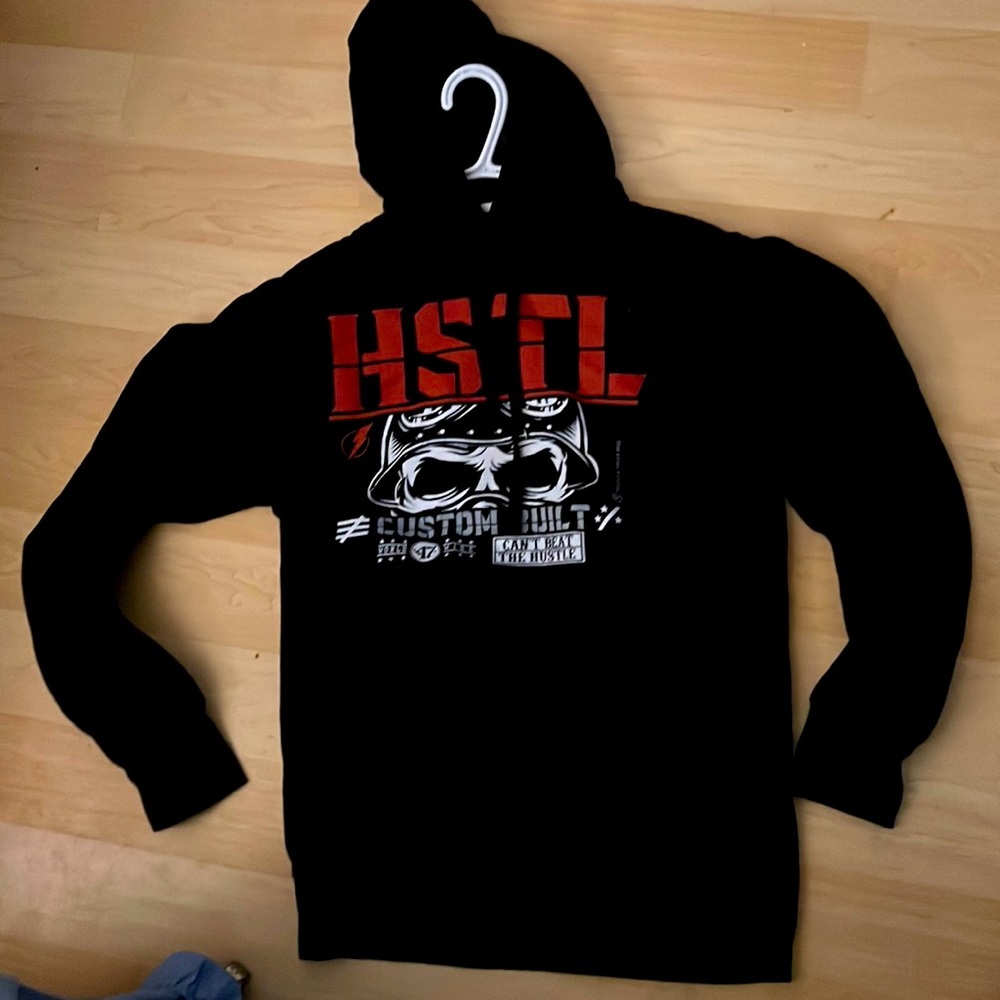 Hustle & Thrive brand medium